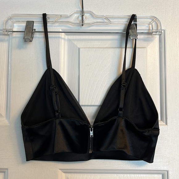 Shein plunging triangle bra - Picture 3 of 4